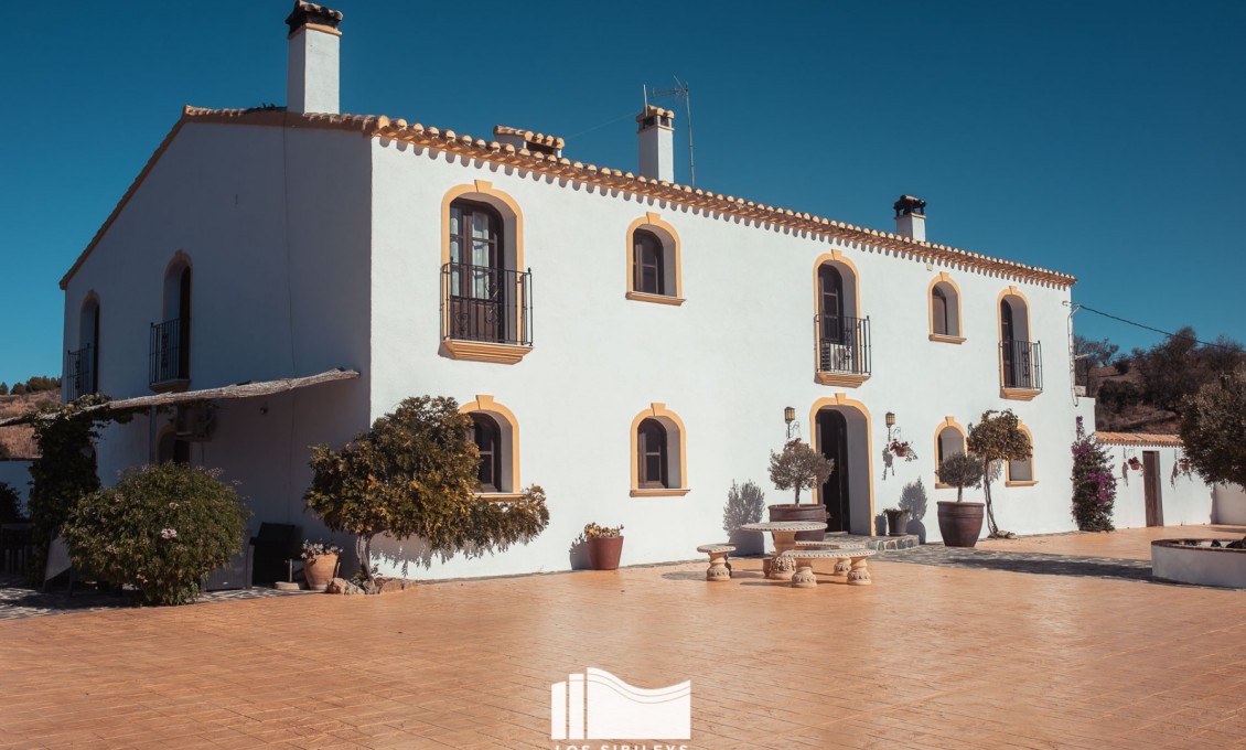Resale - Country Property/Finca - Lorca